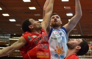 A Szeged ellen jubilált Hendlein Roland
