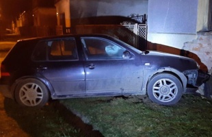Automata vészhívás buktatta le a jogosítvány nélküli sofőrt Taranyban