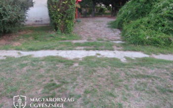 Az utcán verte meg volt barátnőjét