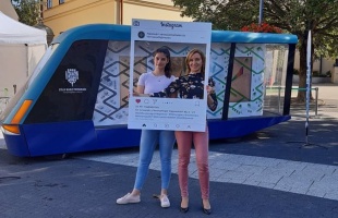 Interaktív kiállításon mutatják be az elektromos közlekedés előnyeit a Kossuth téren