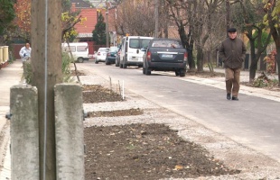 Megújult a Szombathely utca burkolata is