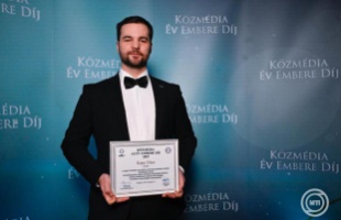 Kapu Tibor átvette a Közmédia Év Embere Díját