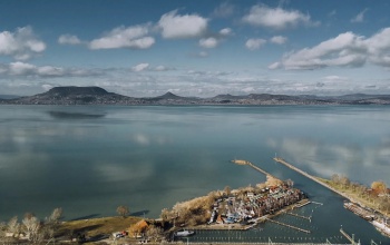 Beszélgetés a négy évszakos Balatonról - átok sújtja a magyar tengert?
