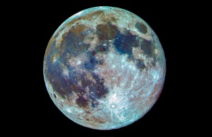 Feltűnő jelenség volt a földközeli telihold