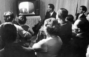 Drágább lesz a tévézés