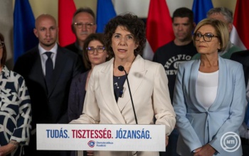 Dobrev Klára lemondott a DK elnöki tisztségéről