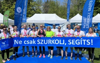 Rászoruló gyermekekért futnak az Ökumenikus Segélyszervezet önkéntesei