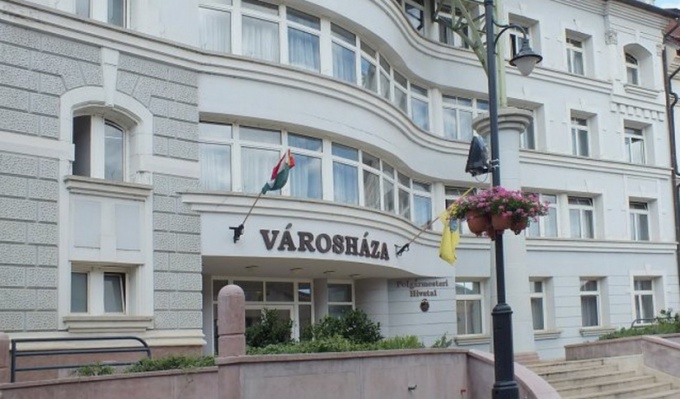 Harminc éve nyílt meg a városháza déli szárnya