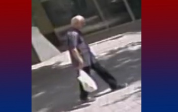 Pénztárcát lopott a férfi, keresi a rendőrség