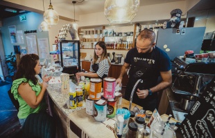 Connect Specialty Kávézó – A különleges találkozások helye