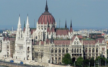 Kaposvár címere is felkerül az Országház címergalériájára