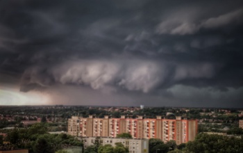 Megbontotta a kaposfői víztorony lemezborítását az erős szél