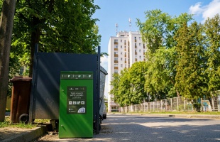A kaposvári társasházakban élők is könnyen leadhatják a használt sütőolajat