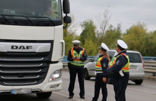 Újra az M7-esen razziáztak a somogyi rendőrök