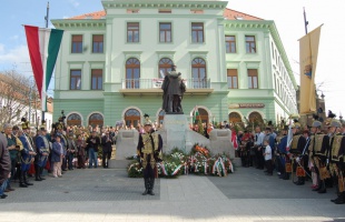A forradalom és szabadságharc hőseire emlékezünk