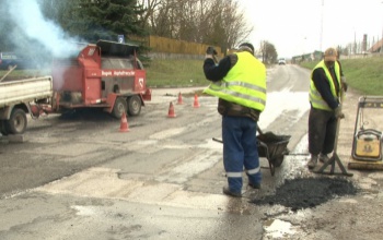 33 milliárdos útfelújítási munkálatok