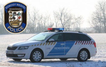 Beleszaladt a rendőrökbe a jogsi nélkül vezető sofőr