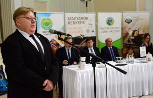 48 tonna búzát ajánlottak fel idén a somogyi gazdák