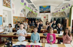 Levelet írtak Ferenc pápának a katolikus iskola elsősei