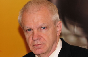 Sakktábla után emléktábla