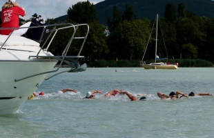 Versenyúszóink kórházban - fertőzött volt a Balaton vize