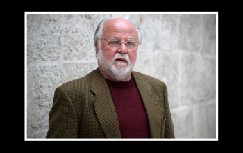 Meghalt Haumann Péter