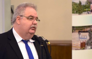 Alelnökként segíti a tudományos munkát a Kaposvári Egyetem rektora