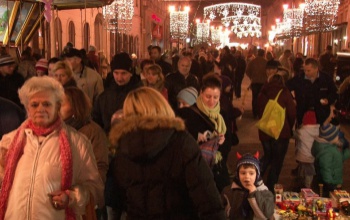 Adventi forgatag