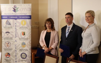 Együttműködési megállapodást írt alá a KSZC és az OTP Fáy András Alapítvány