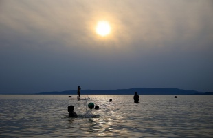 Ingyenes egészségügyi szűrések a Balaton partján