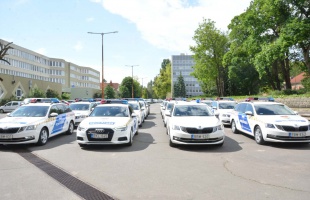17 szolgálati járművel bővült a rendőrség gépjárműparkja