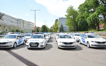 17 szolgálati járművel bővült a rendőrség gépjárműparkja