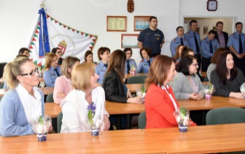 Nőnapi köszöntés a katasztrófavédelmi igazgatóságon