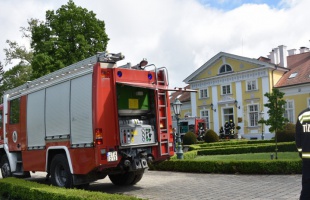 Vármegyei ellenőrző gyakorlatot tartottak a Hertelendy kastélyban