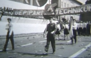 Retro videók a kaposvári május 1-jéről