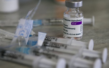 Biztonságos az AstraZeneca vakcina az Európai Gyógyszerügynökség szerint