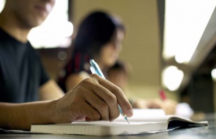 Október 15-én kezdődnek az őszi érettségi vizsgák