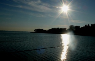 Nem lesz drágább a pecázás a Balatonon