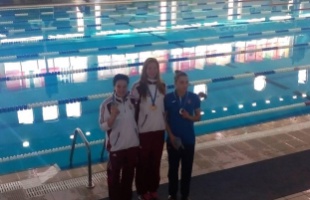 Varga Krisztina 100 m gyorson bronzérmes