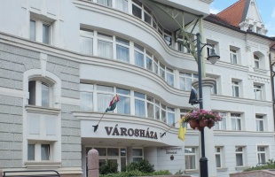 Minden kaposvárit várnak a Városházára
