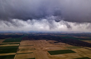 Elmoshat a zivatar, figyelmeztet a meteorológia