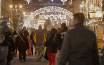 Hangulatjelentés a belvárosból - új elemekkel bővült az ünnepi díszkivilágítás