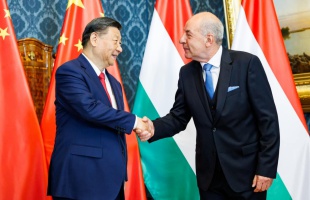 Sulyok Tamás elfogadta a kínai elnök pekingi meghívását
