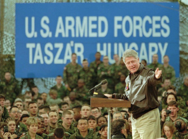 Húsz éve járt itt Clinton