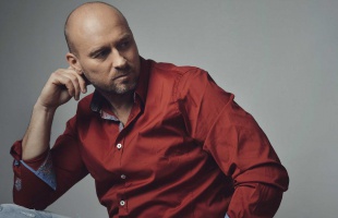 Rakonczai Imre: a focipályától a bár(hol)zenéig