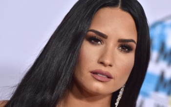 Demi Lovato túladagolta magát, jelenleg kórházban van