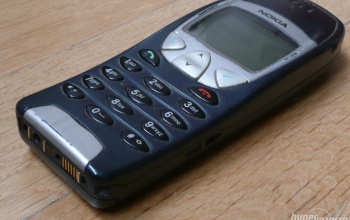 Elindult az NMHH mobiltelefoncsere-programja