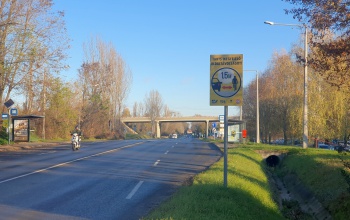 Új táblákat helyeztek ki a biciklisek védelmében Somogyban
