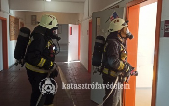 Kémiaórán gyakorlatoztak a somogyi tűzoltók