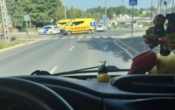 Két autó csattant a Rákóczi-iskolánál